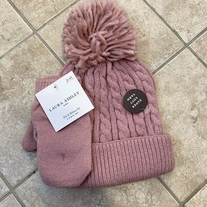 Laura Ashley hat and mittens set , NWT size 2-4T